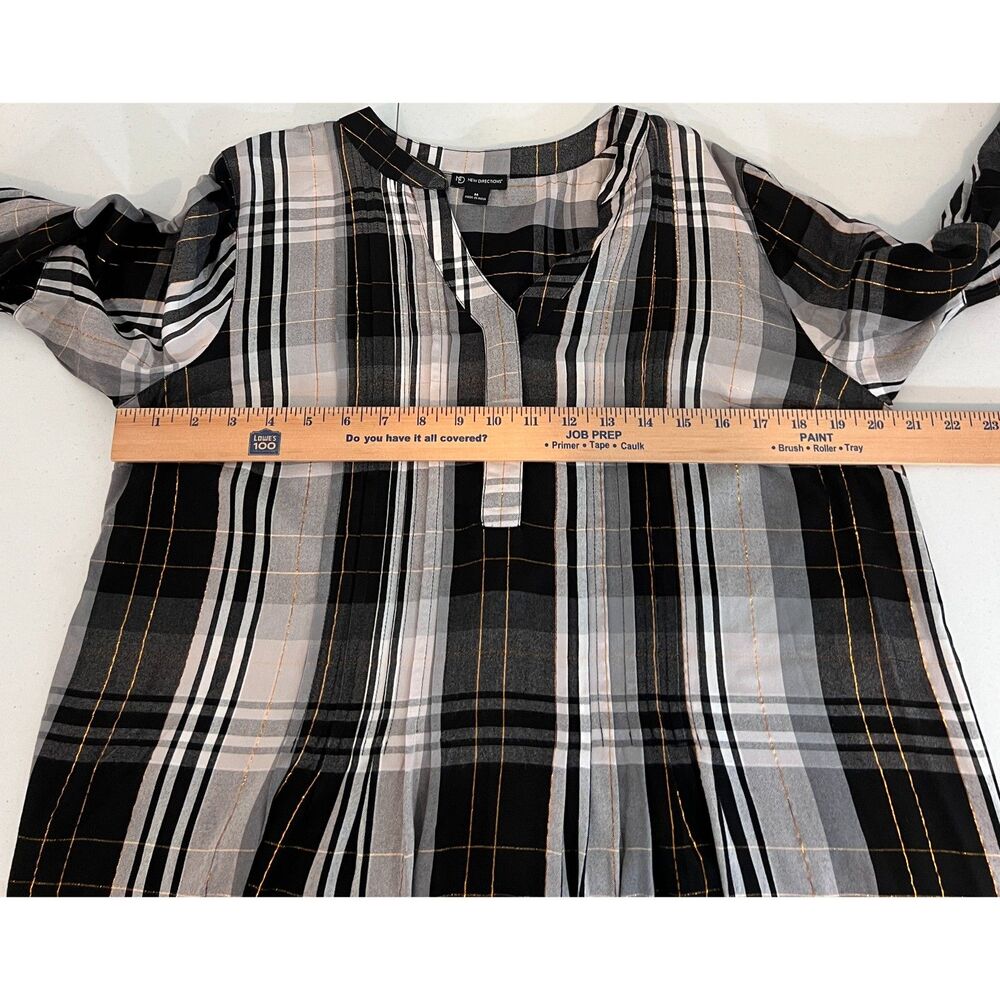 New Directions Women's Black White Gold Metallic Plaid Bell Sleeve Top Size M - Picture 7 of 11